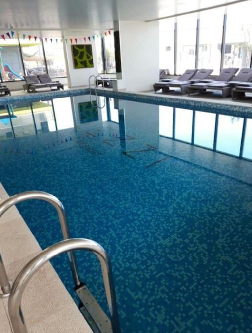 Alezzy Reasort Luxury Apartment 81 Prima Linie La Mare Нэводари Экстерьер фото