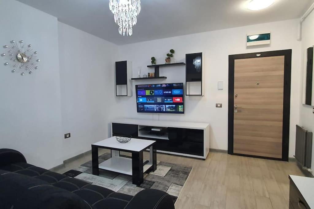 Alezzy Reasort Luxury Apartment 81 Prima Linie La Mare Нэводари Экстерьер фото